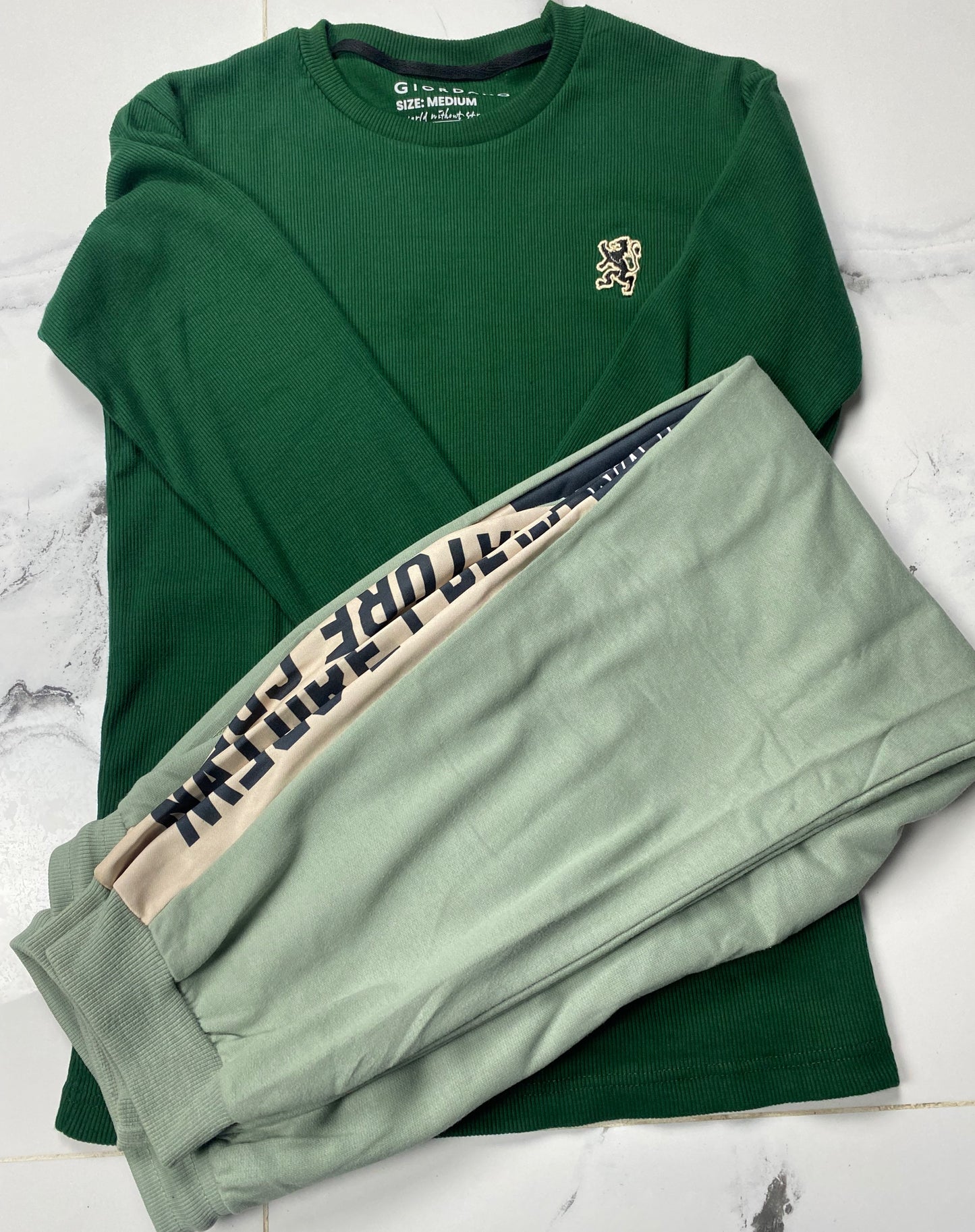 Giordano Sweatshirt Green With Free Nature Green Trouser - Risk Green C104